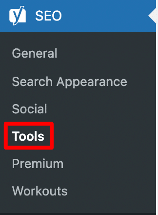 Yoast SEO eklentisinin "Araçlar" sekmesinden WordPress üzerinde bir robots.txt dosyası oluşturmak mümkündür.