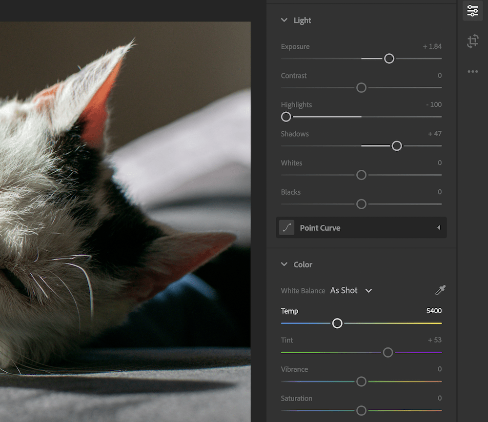 Adobe LightroomLightおよびColorスライダー。