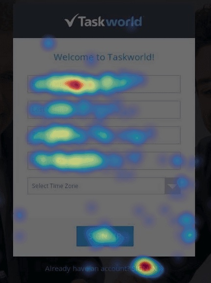 أمثلة التسويق العصبي: قام موقع Taskworld بتطبيق خريطة حرارية لاكتشاف العيوب في نموذج الاشتراك.