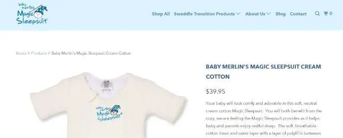 Baby Merlin 奶油色棉质魔法睡衣的产品页面