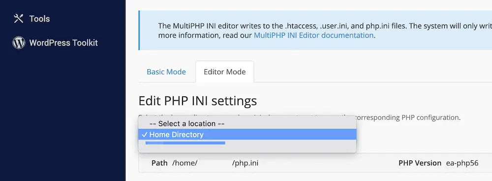Выбор сайта в INI-редакторе cPanel MultiPHP.