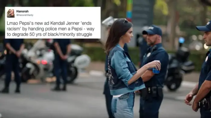 百事可樂與肯德爾·詹納 (Kendall Jenner) 合作的超級碗廣告。