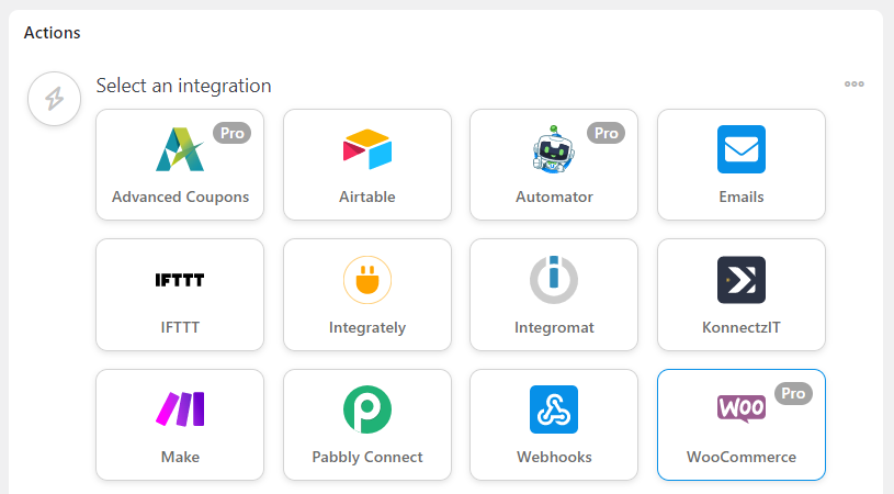 actions-woocommerce - Cupoane avansate Selecting WooCommerce for the new user coupon actions.