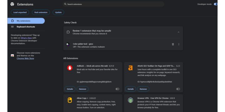 Dezactivați blocarea anunțurilor sau extensiile de browser
