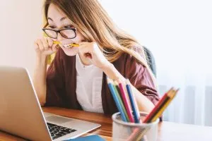 对 WordPress 中的登录页面问题感到沮丧的人。