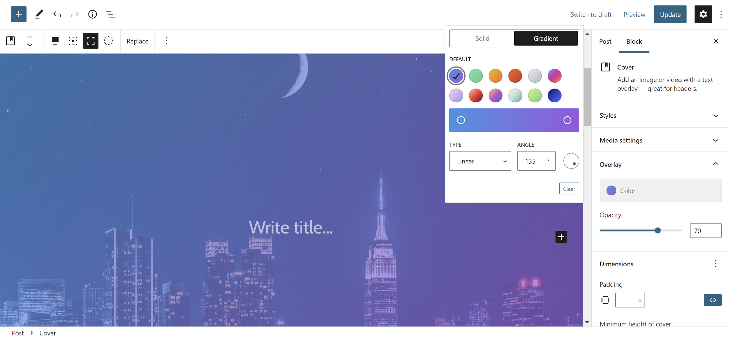 Editor de postagem do WordPress com bloco de capa inserido. À direita, o painel de cores Overlay é exibido com um gradiente selecionado.