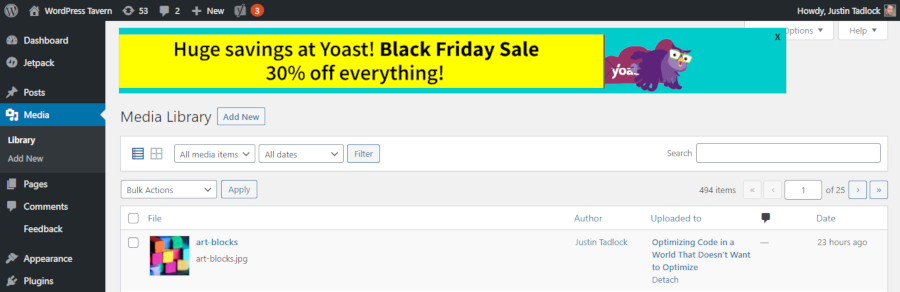 Captură de ecran a reclamei de Black Friday din pluginul Yoast SEO în administratorul WordPress.