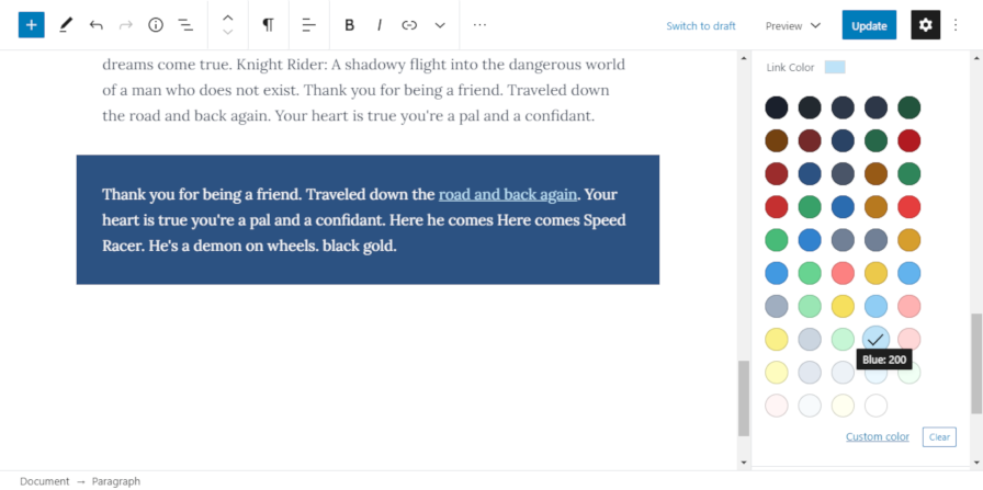 Selecionando uma cor de link no editor de blocos.