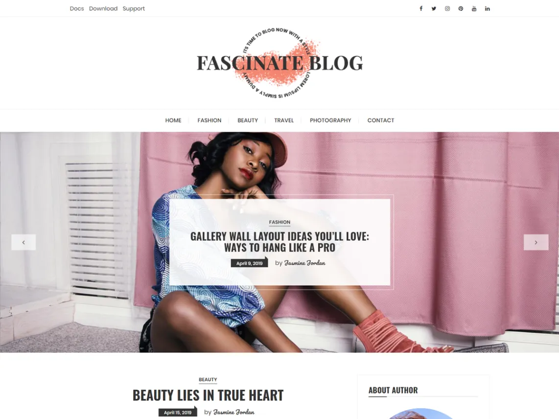 Fascinar o tema de blog WordPress gratuito
