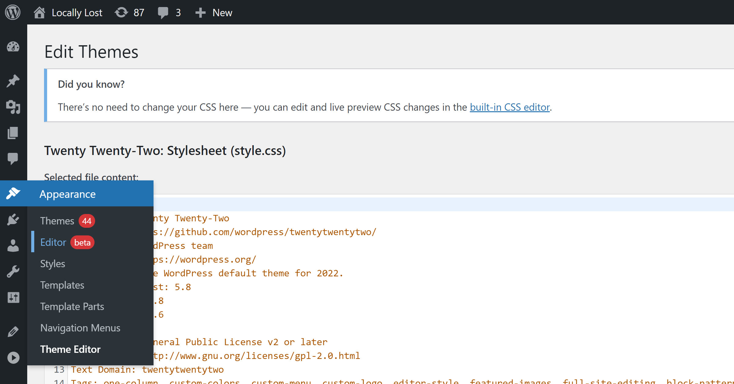 Editor di file del tema WordPress, che mostra un altro "Editor" nello stesso elenco di sottomenu.