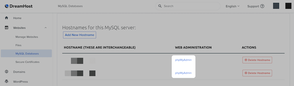 La opción phpMyAdmin con un panel de control de hosting.