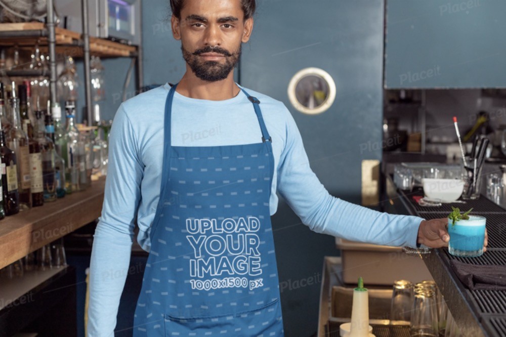 maquete de avental com um barista