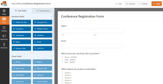 أضف الحقول إلى النموذج الخاص بك Add fields to your form