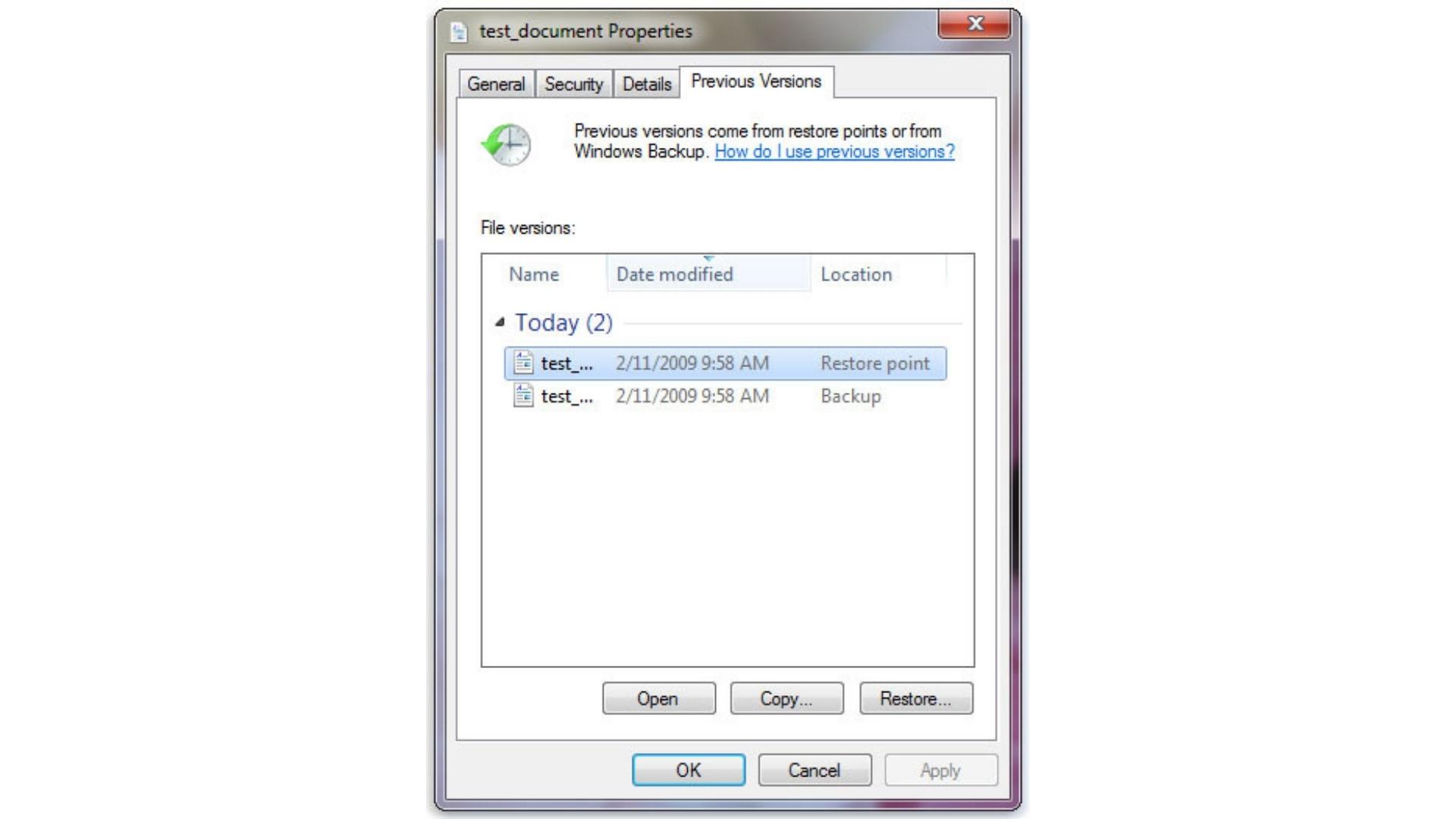 Cuplikan layar jendela Versi Sebelumnya untuk file di file explorer Windows