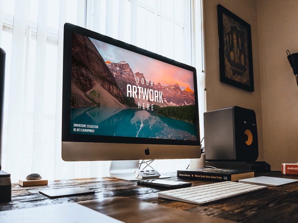 imac на макете деревянного стола