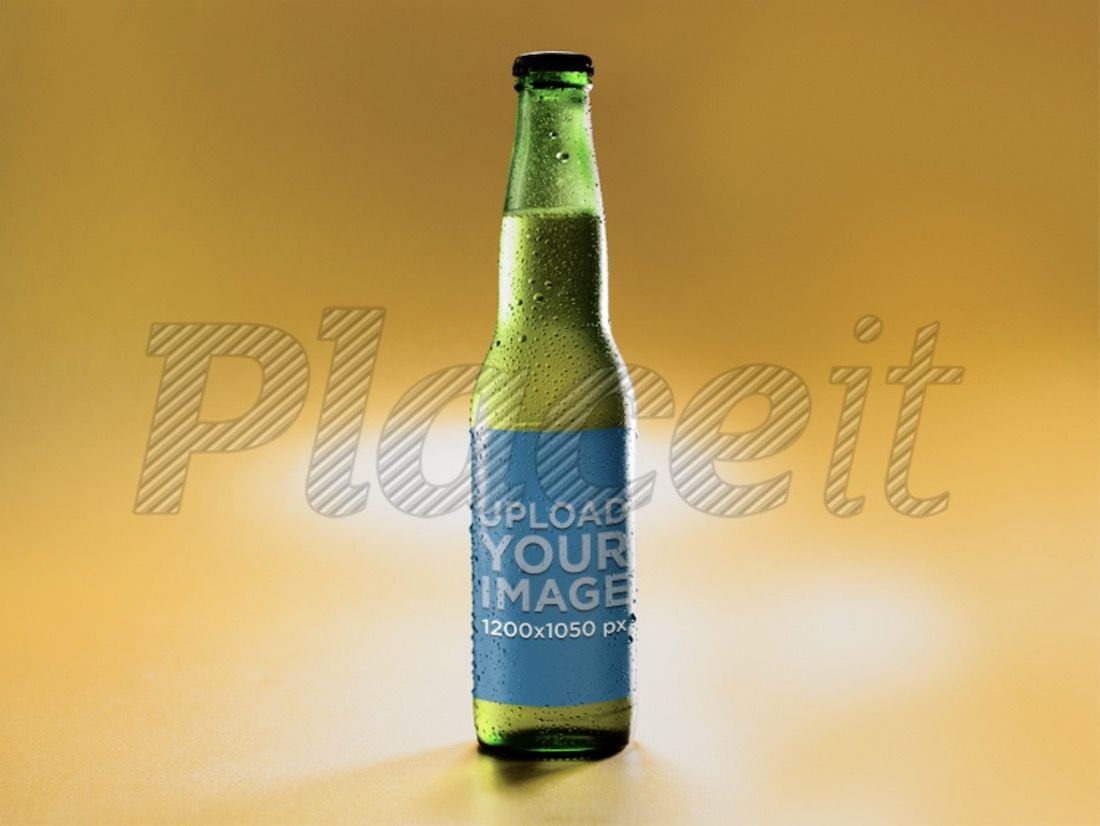 makieta zielonej butelki piwa lager