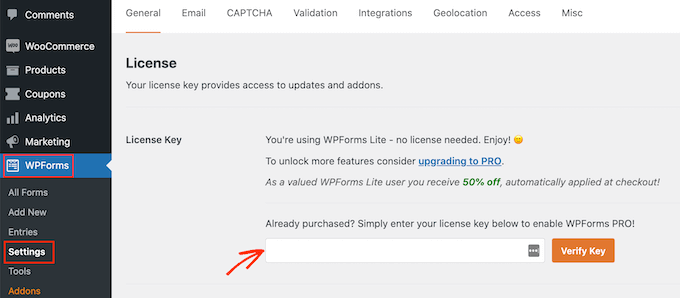 WPFormsライセンスキーの入力 Entering your WPForms license key
