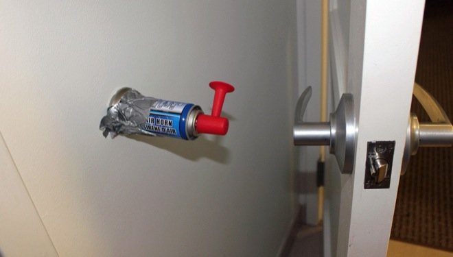 grand-entrance-prank.jpg Office prank with foghorn on door bumper