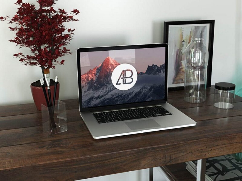 Retina MacBook Pro 客厅场景