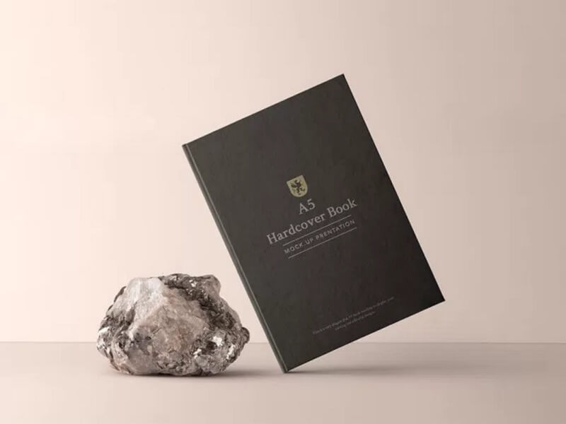 Макет книги формата А5 в твердом переплете