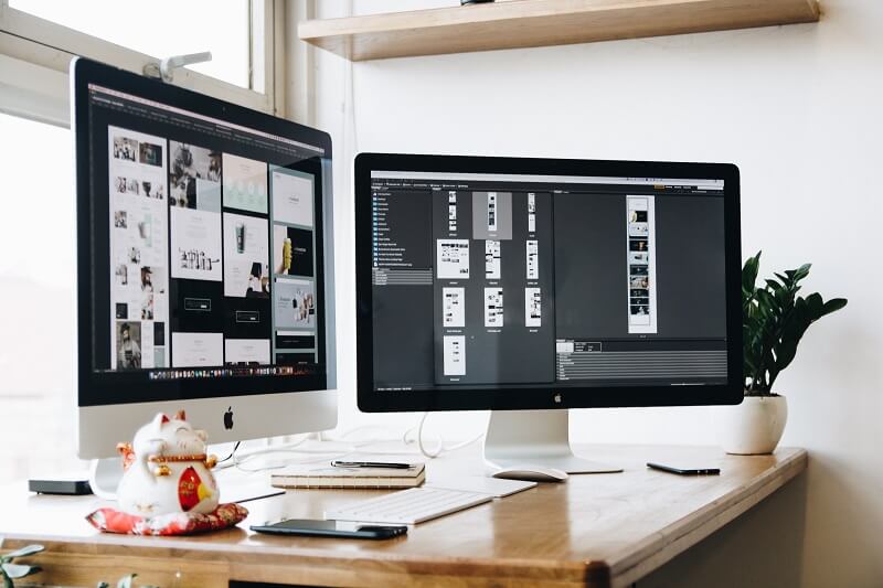 銀色和黑色 Imac 的