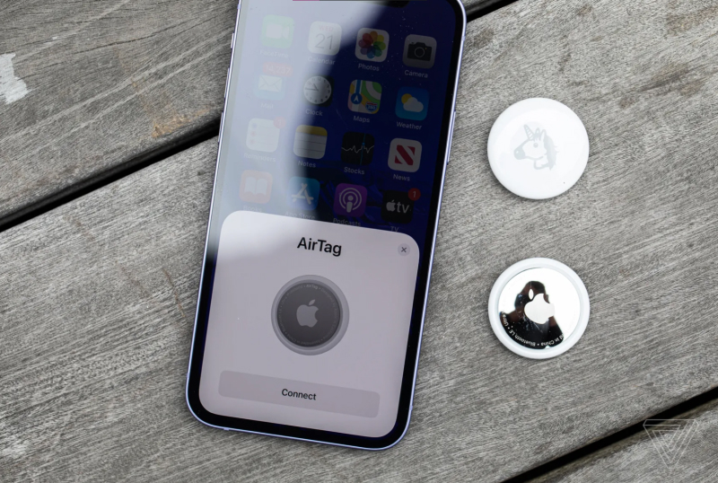 الاقتران-an-airtag-to-iphone