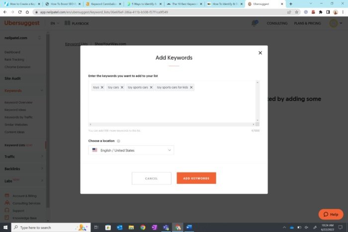 Une capture d'écran de la fonction de listes de mots clés d'Ubersuggest qui vous aide à cibler les mots clés pour lesquels vous souhaitez vous classer.